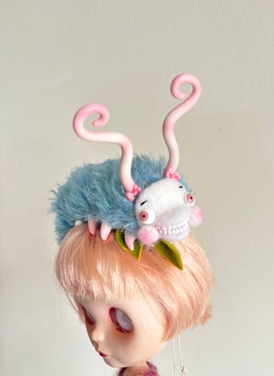 Image of Deluxe Caterpillar Cutie Headband for Blythe