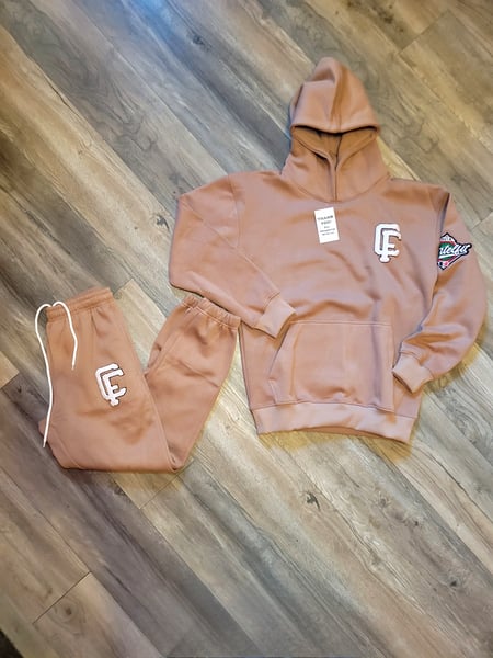 Image of CARTELFIT tan sweatsuit 