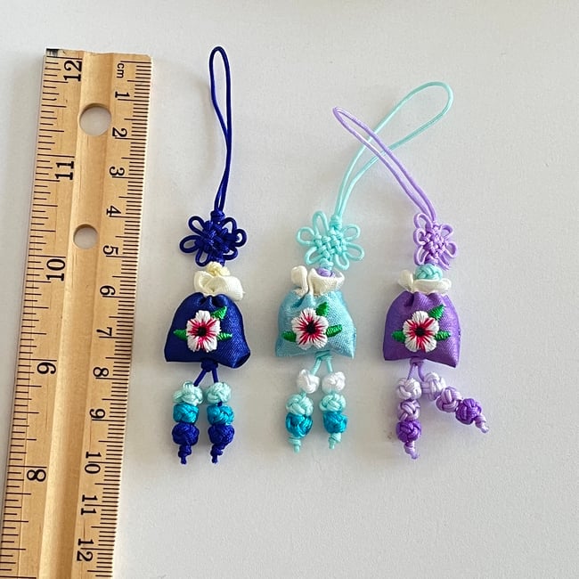 'flower pouch' korean traditional norigae charm