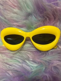 Image 2 of Big Eyez Shades 