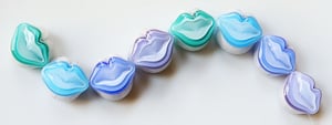 Winterblues (and Purples and Greens) Smooches - 8 beads, dahling