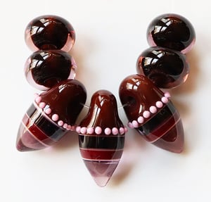 Date Night Shimmer Spikes - 7 beads bringing all the romantic frills