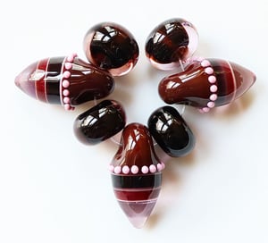 Date Night Shimmer Spikes - 7 beads bringing all the romantic frills