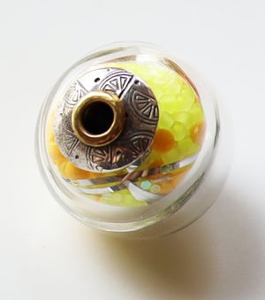 Dayglo Daffodil Party Ball - glass+metal - discordant yellows strike a lovely tone