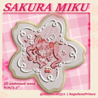 [VOCALOID] Sakura Miku Embossed Wood Keychain