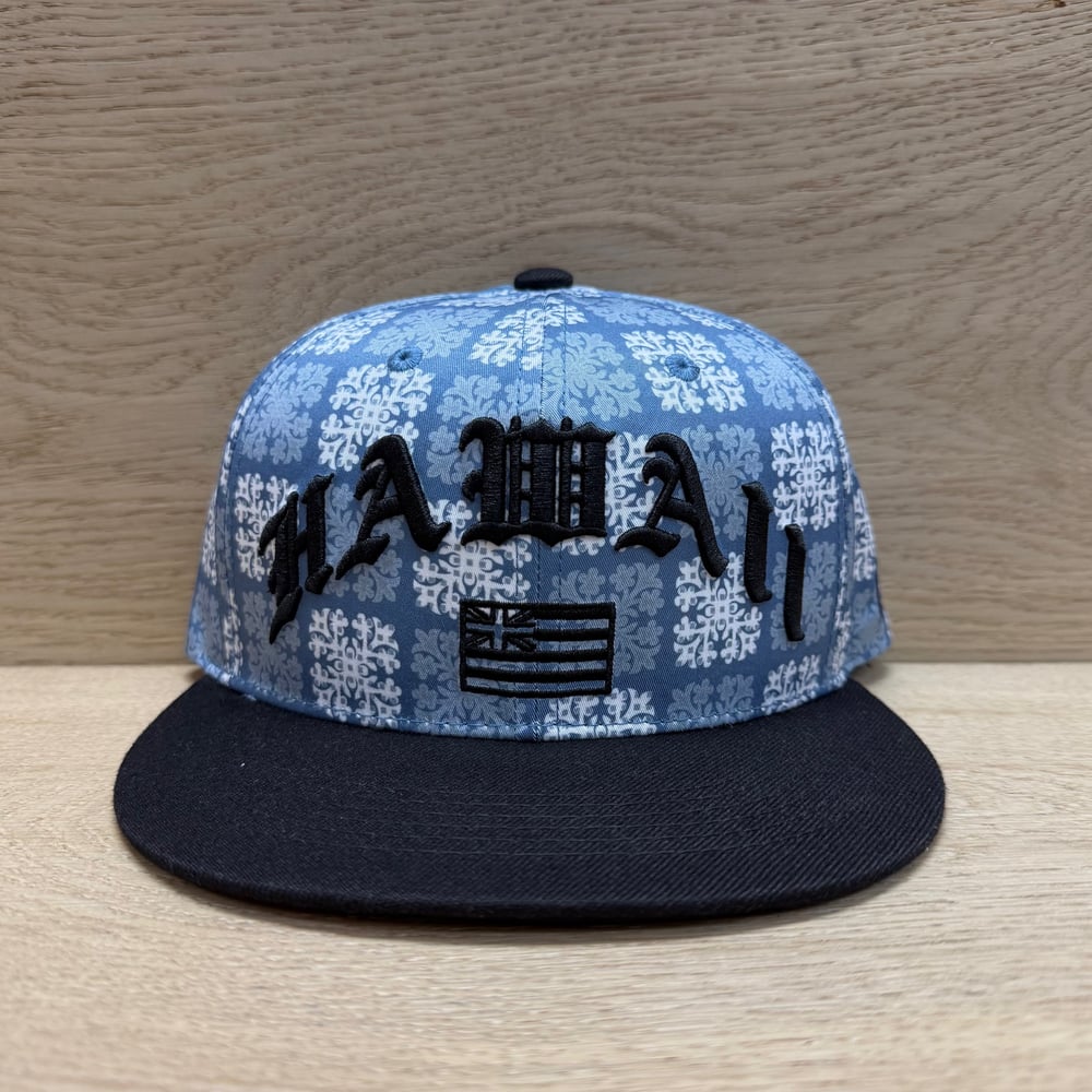 Image of He Hawaii Au Quilt SnapBack