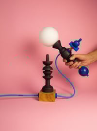 Image 2 of Lampe bilboquet #1