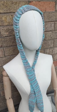Image 2 of Silver Skies ribbed crochet bonnet 