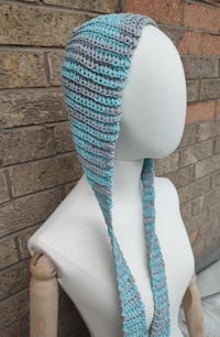 Image 4 of Silver Skies ribbed crochet bonnet 