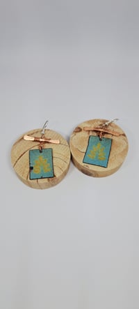 Image 4 of Leaf earrings 