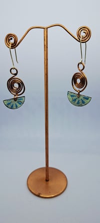 Image 3 of Swirl fan