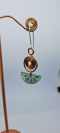 Image 4 of Swirl fan