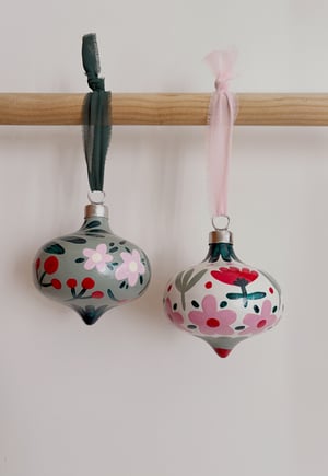 Image of ADORNOS DE NAVIDAD PINTADOS A MANO