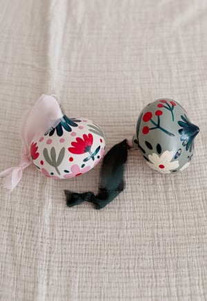 Image of ADORNOS DE NAVIDAD PINTADOS A MANO