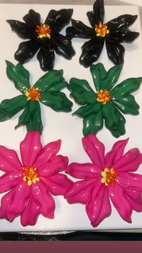 Image 3 of Flower me