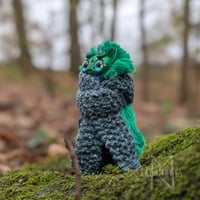 Image 2 of Cosy Emerald Stargazer Staglett 