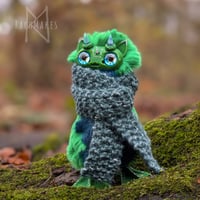 Image 1 of Cosy Emerald Stargazer Staglett 