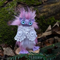 Image 2 of Cosy Lunar Staglett