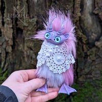 Image 3 of Cosy Lunar Staglett