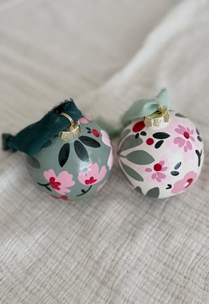 Image of ADORNOS DE NAVIDAD PINTADOS A MANO - 5