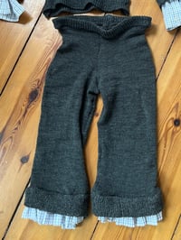 Image 5 of Knit capri shorts