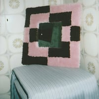 Image 2 of diciembre · tufting espejo · Gijón