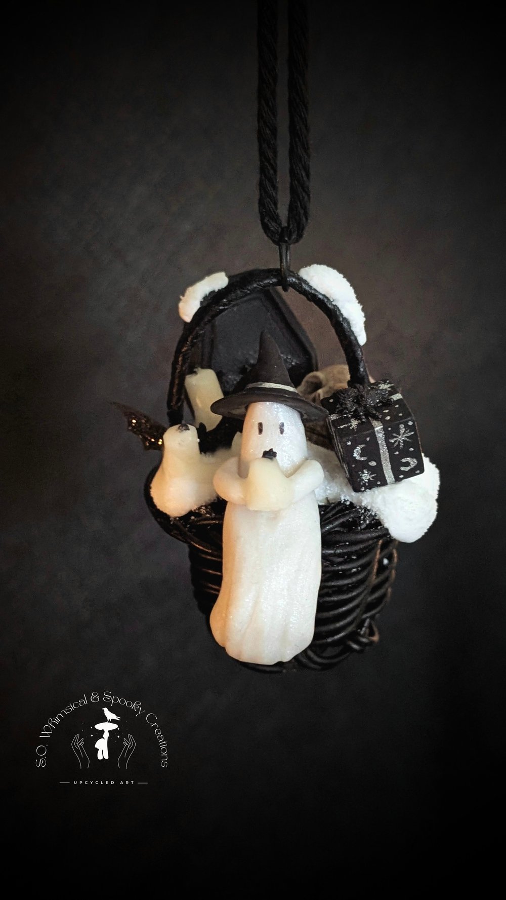 Image of (FREE US SHIPPING) "Christmas Witch" Ornament