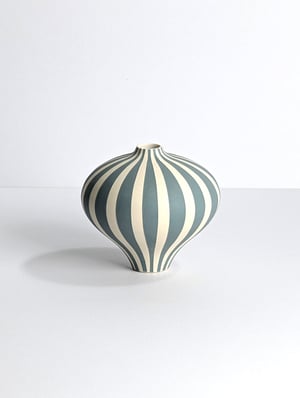 Image of Midi Blue-grey & White Humbug Vase
