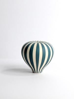 Image of Midi Emerald & White Humbug Vessel