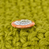 Image 4 of Peepers Button Pack