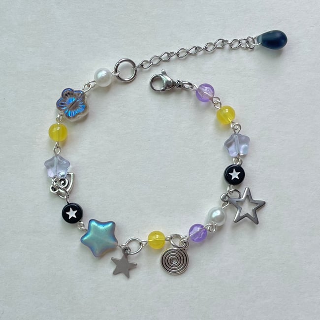 'curious coraline' star bracelet