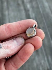 Image 1 of Moonstone bricks