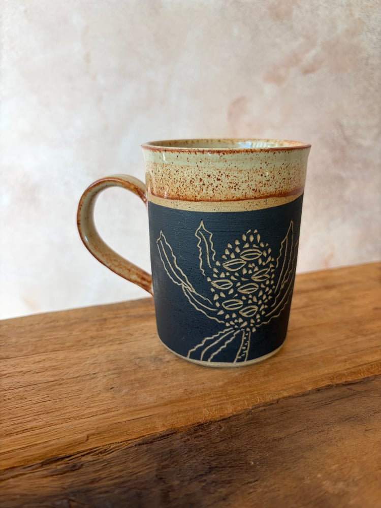 Image of Carved Botanical Mug 4