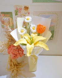 Image 1 of Meadow Lily Bouquet