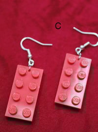 Image 4 of recycelte lego ohrringe 