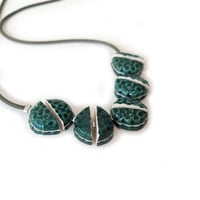 Image 1 of Collier Boules vertes