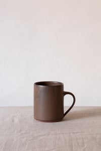 Image 1 of mug / brown