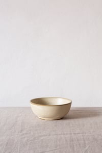 Image 2 of bowl-small / white