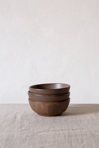 Image 1 of bowl-small / brown