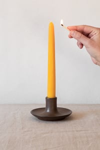 Image 1 of candle holder-small / brown