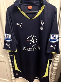 Image 9 of Tottenham Hotspur “MODRIĆ 14” 2010/11 Third Shirt + PL patches (XL)