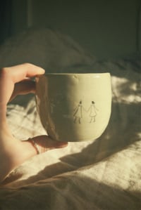 Image 2 of glück gehabt // mug