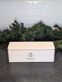 Image 3 of Bee Merry Gift Box