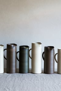 Image 4 of jug-medium / brown