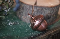 Image 3 of Collana con vera ghianda elettroformata in rame con patina ossidata 1