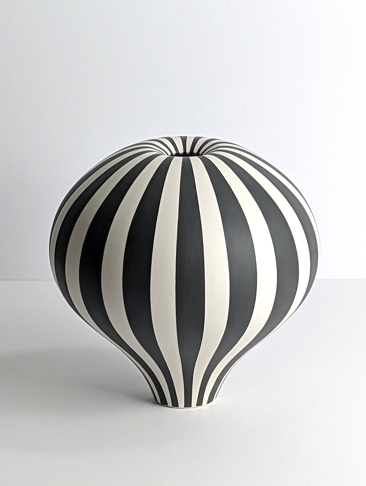 Image of Large Black & White Humbug Vessel 