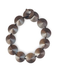 Image 7 of Collana scultura, artigianale, in pelle, modello: TORTOISE