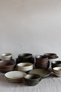 Image 4 of bowl-medium / green-black