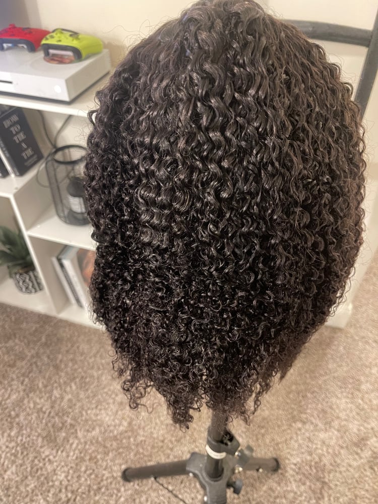 Image of Curly V part Wig 