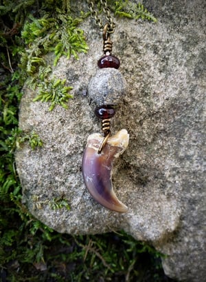 Image of Wolf Claw Necklace with Garnet and Fossil Beads